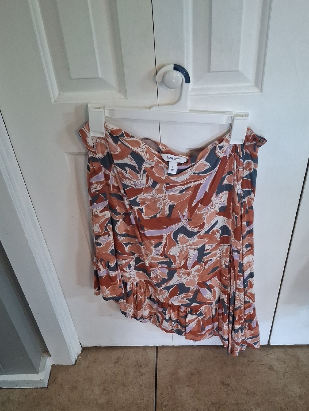 Nine West Rust Floral Asymmetrical Ruffle Skirt with Navy and Cream